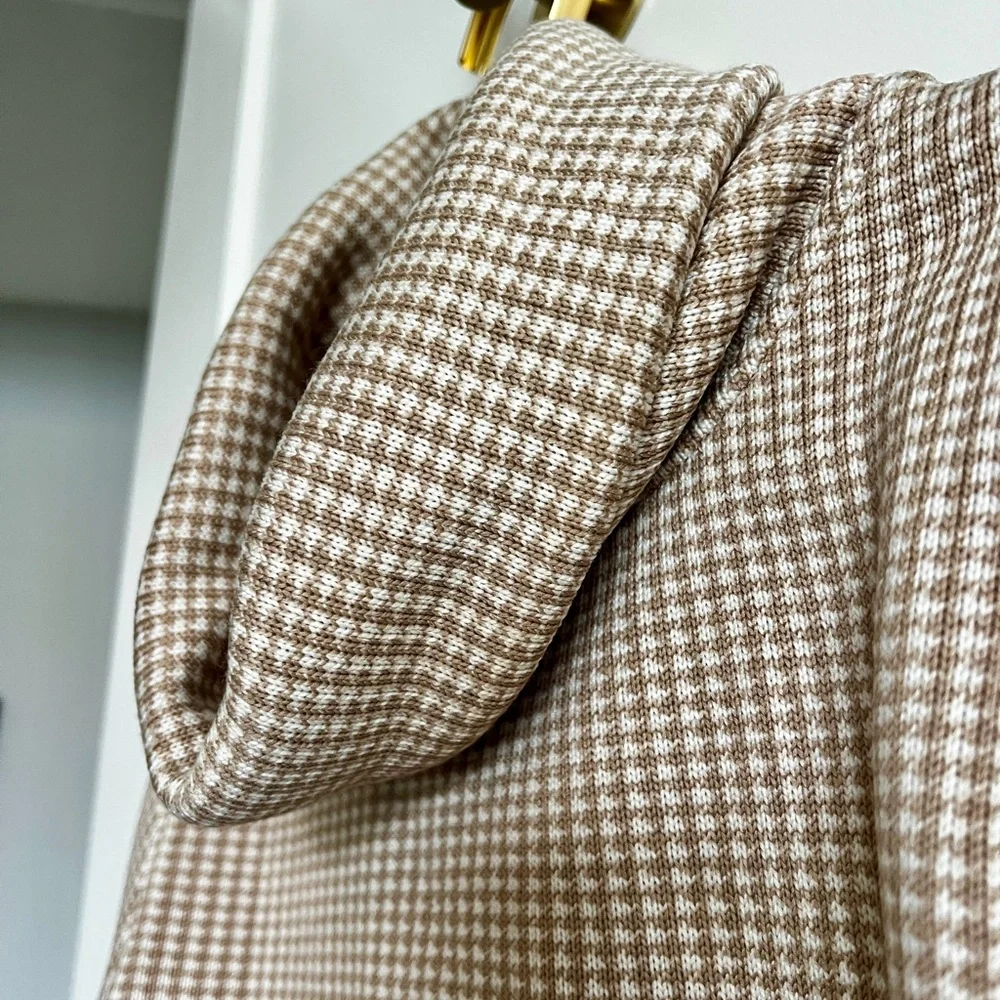 EUC J.Crew Houndstooth Funnel Neck Sweater Beige Cream Pullover Cozy Size S - Picture 10 of 14